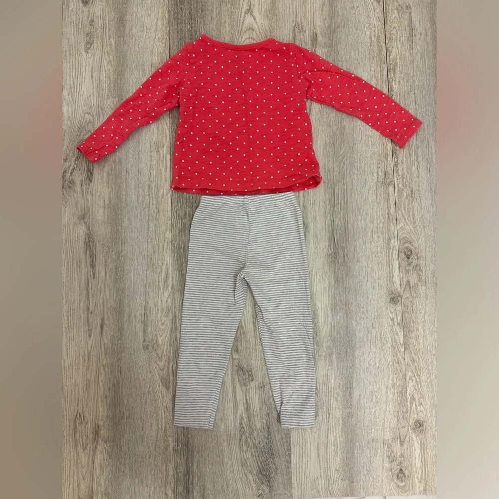 Carter’s 24 months girls Love you outfit
